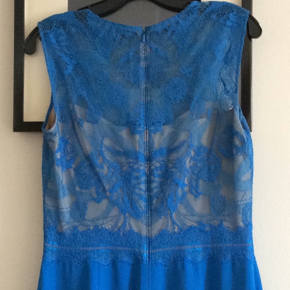 Dress - Picture 4 of 7